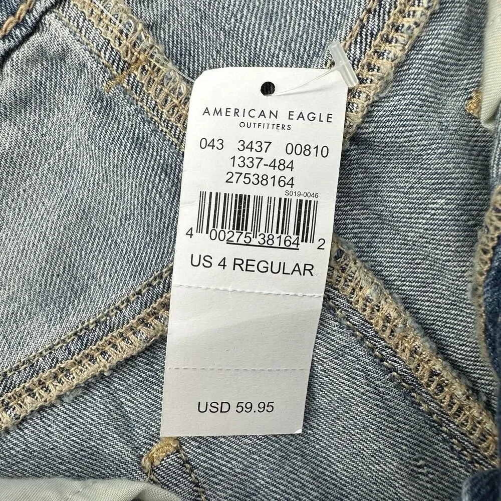 American Eagle Tomgirl Jeans Size 4‎ Women Classic Vintage Destroy Button Fly